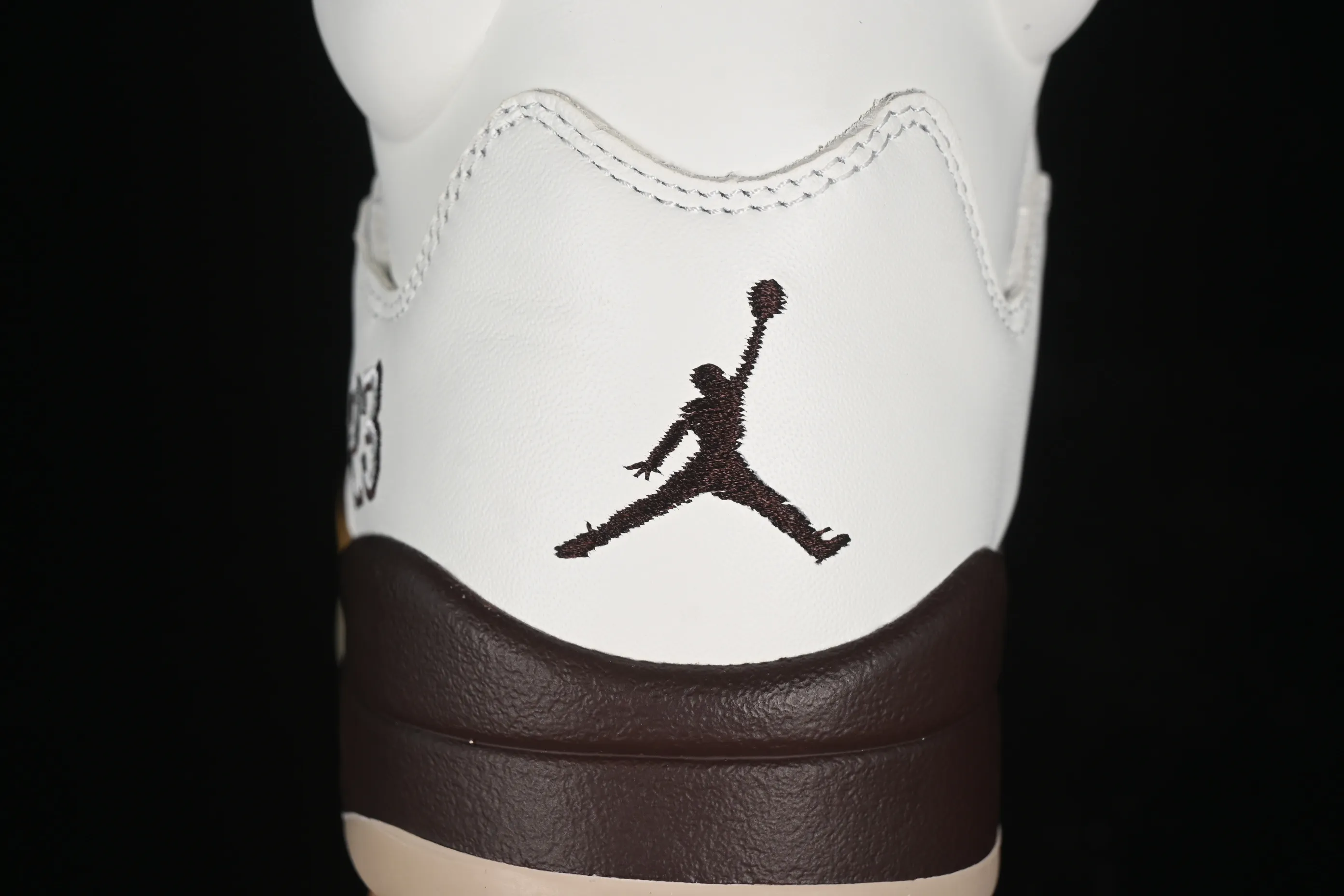 All categories Air Jordan Jordan series basketball shoes Air Jordan 5 Air Jordan 5 Retro AJ5 Joe 5 white brown DD9336-200